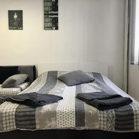 Day And Night فيليكو ترنوفو